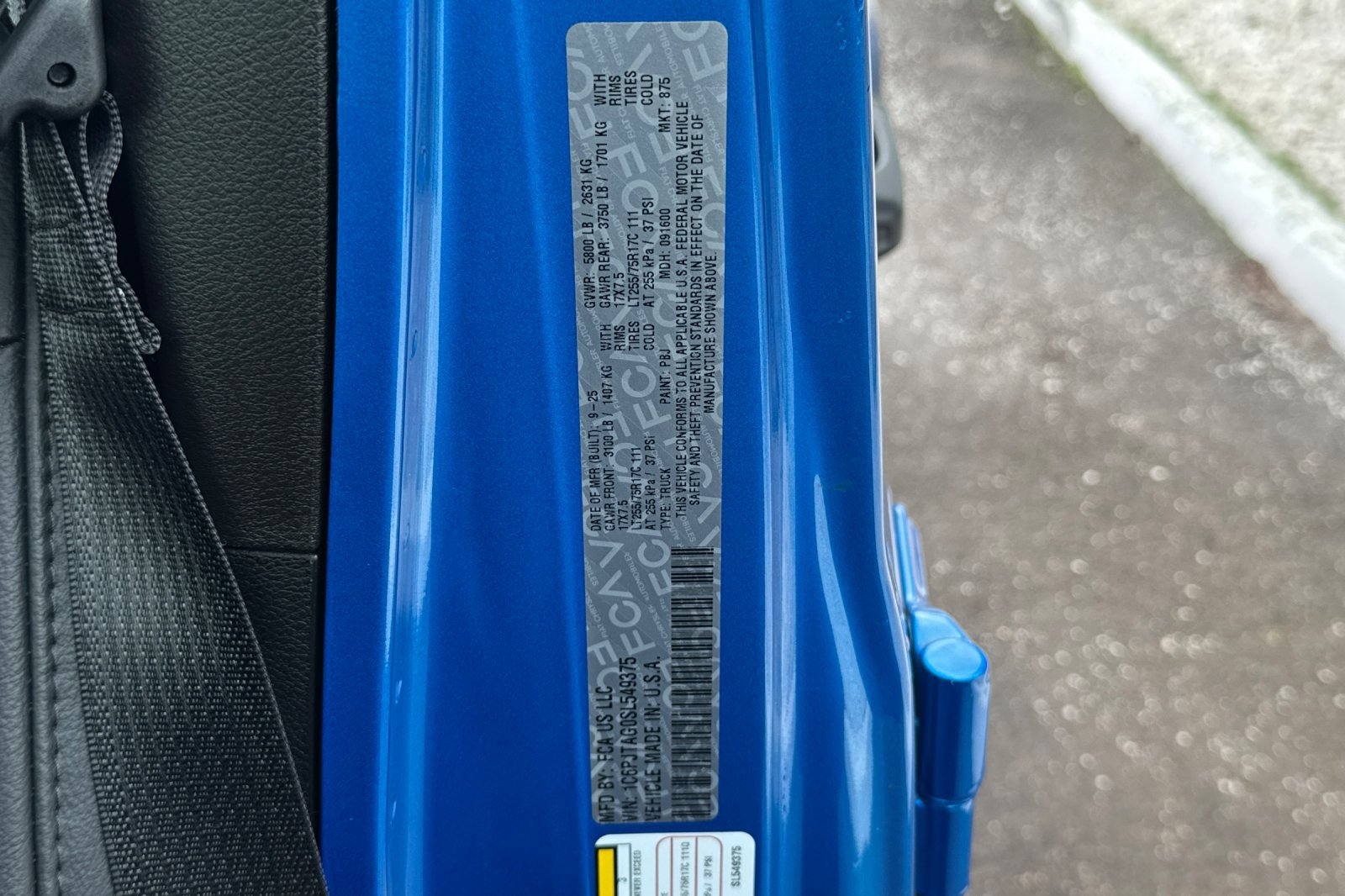 New 2025 Jeep Gladiator High Tide image 22