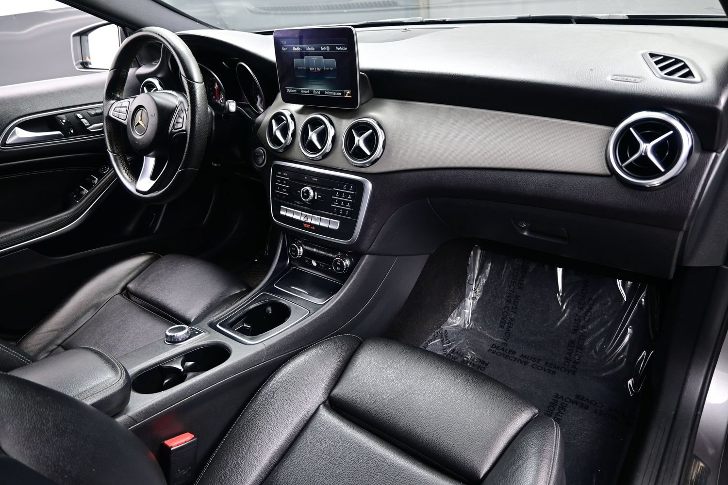 Used 2018 Mercedes-Benz GLA 250 image 16