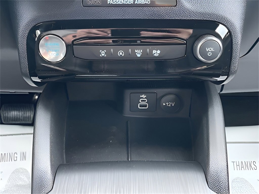 New 2025 Ford Escape ST-Line w/ Tech Pack #1 image 29