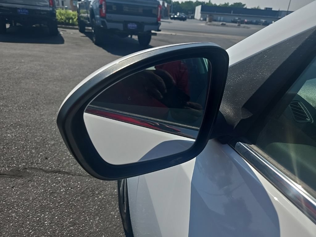 Used 2022 Nissan Sentra SV FWD image 33