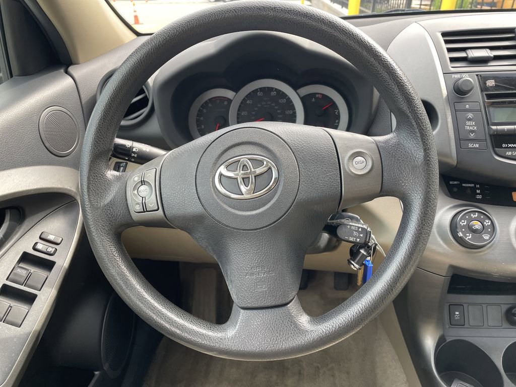 Used 2011 Toyota RAV4 4WD w/ Upgrade Value Pkg image 16
