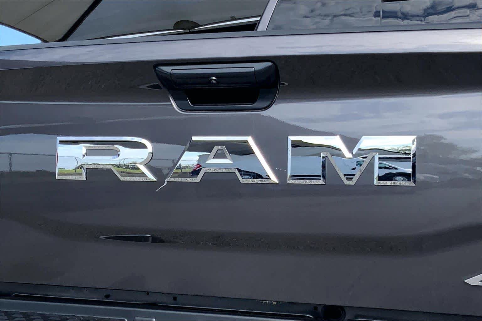Used 2026 RAM 2500 Tradesman AWD/4WD image 43