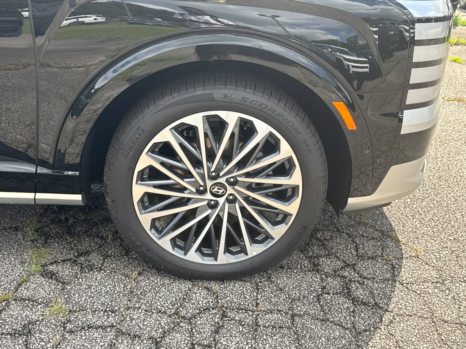 New 2026 Hyundai Palisade Calligraphy AWD/4WD image 13