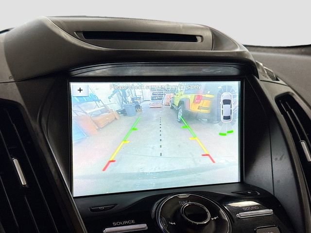 Used 2018 Ford Escape Titanium w/ Ford Safe & Smart Package image 15