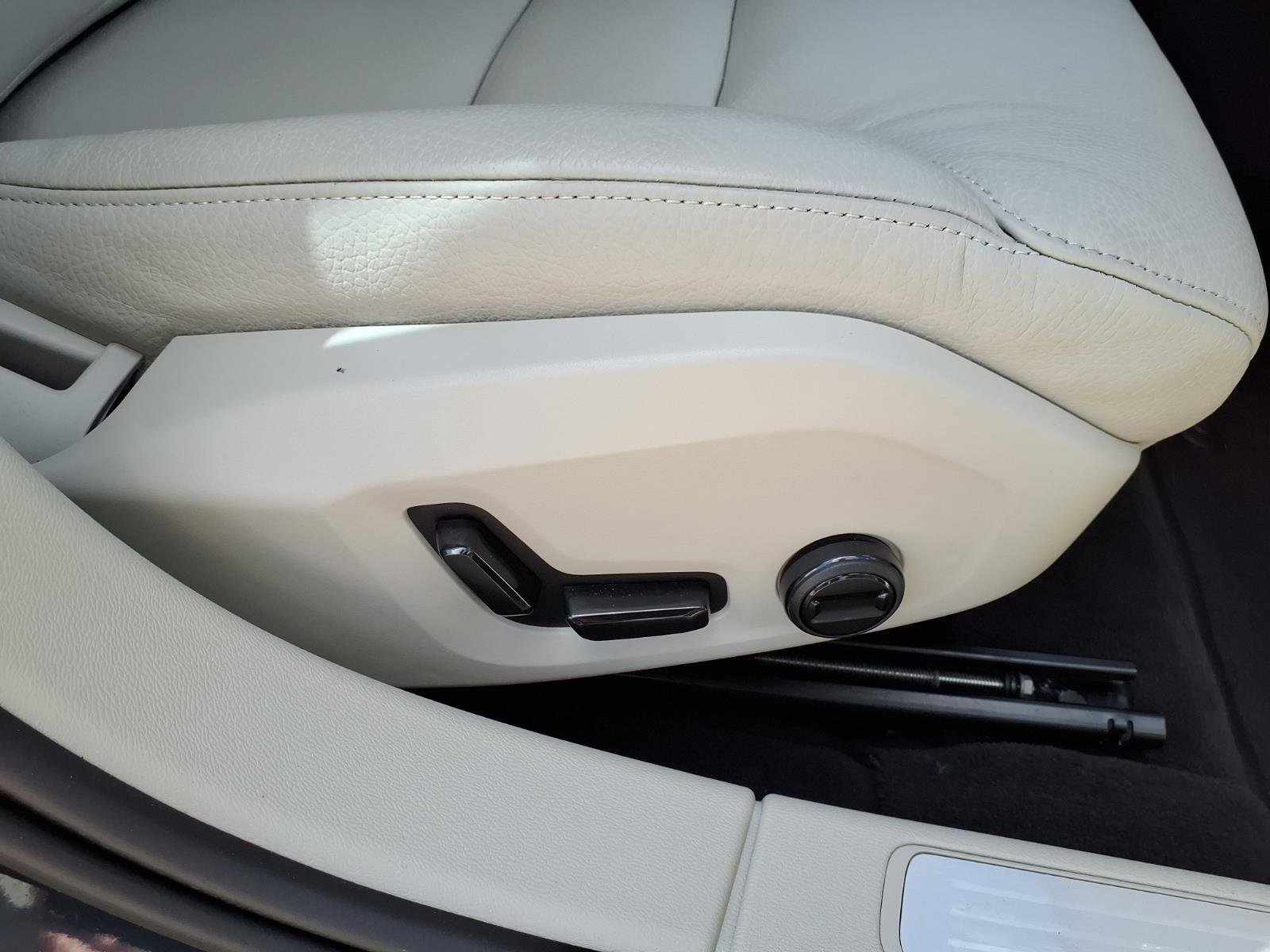 Certified 2024 Volvo S60 B5 Core FWD image 12
