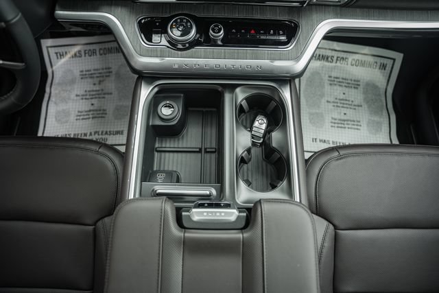 New 2026 Ford Expedition Max Platinum w/ Platinum Ultimate Package AWD/4WD image 41
