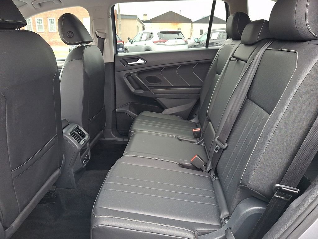 Used 2024 Volkswagen Tiguan Wolfsburg Edition image 12
