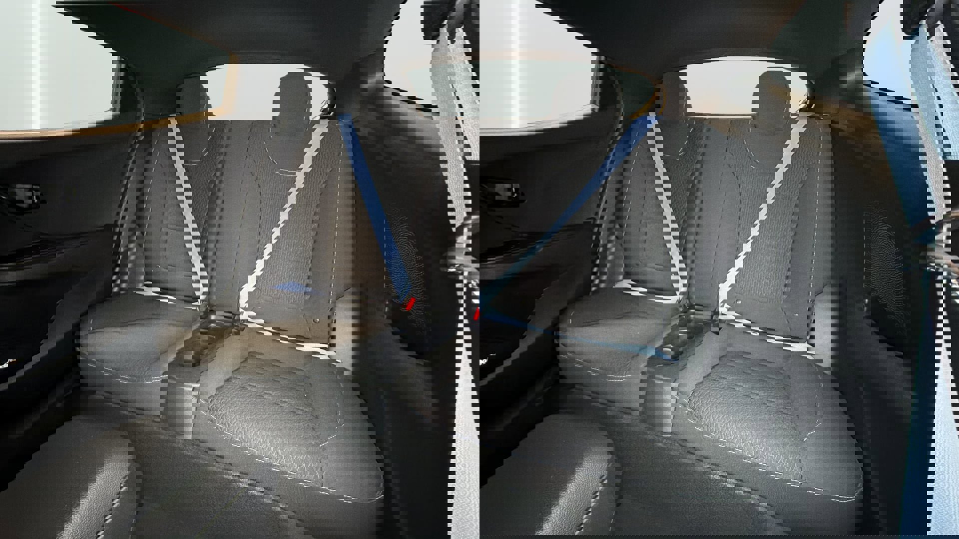 Used 2020 Hyundai Veloster N w/ Performance Package image 33