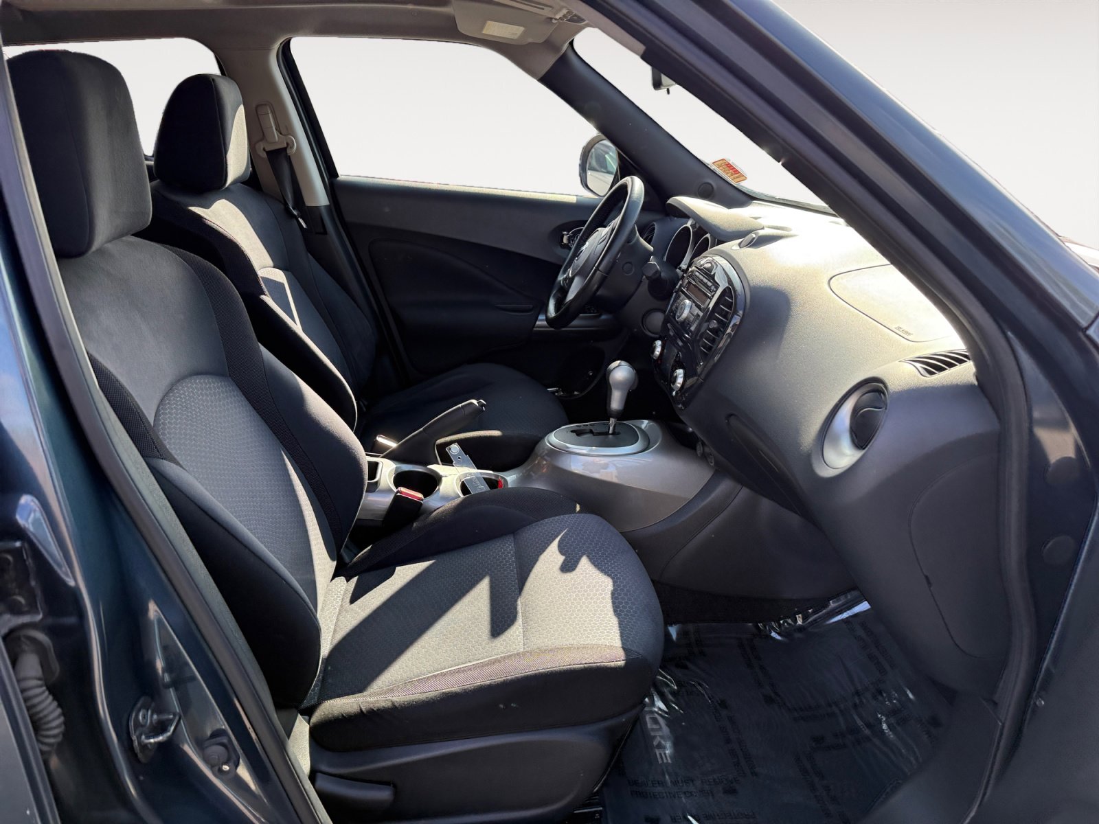 Used 2013 Nissan Juke SV image 19