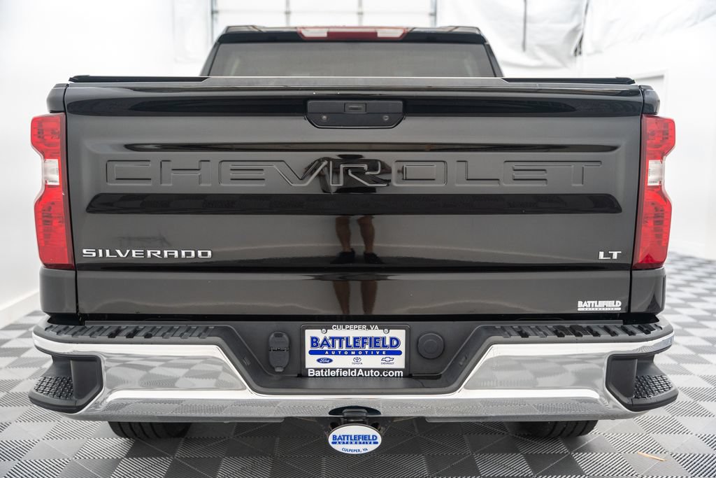 Used 2022 Chevrolet Silverado 1500 LT AWD/4WD image 6