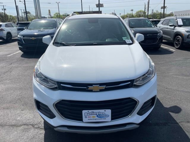 Used 2021 Chevrolet Trax LT image 2