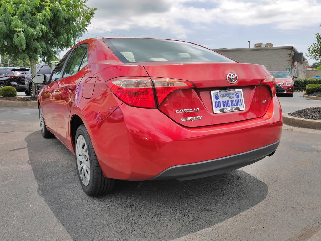Used 2017 Toyota Corolla LE FWD image 5