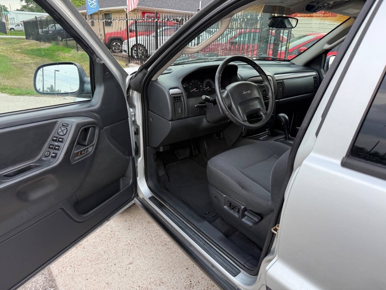 Used 2002 Jeep Grand Cherokee Sport RWD image 11