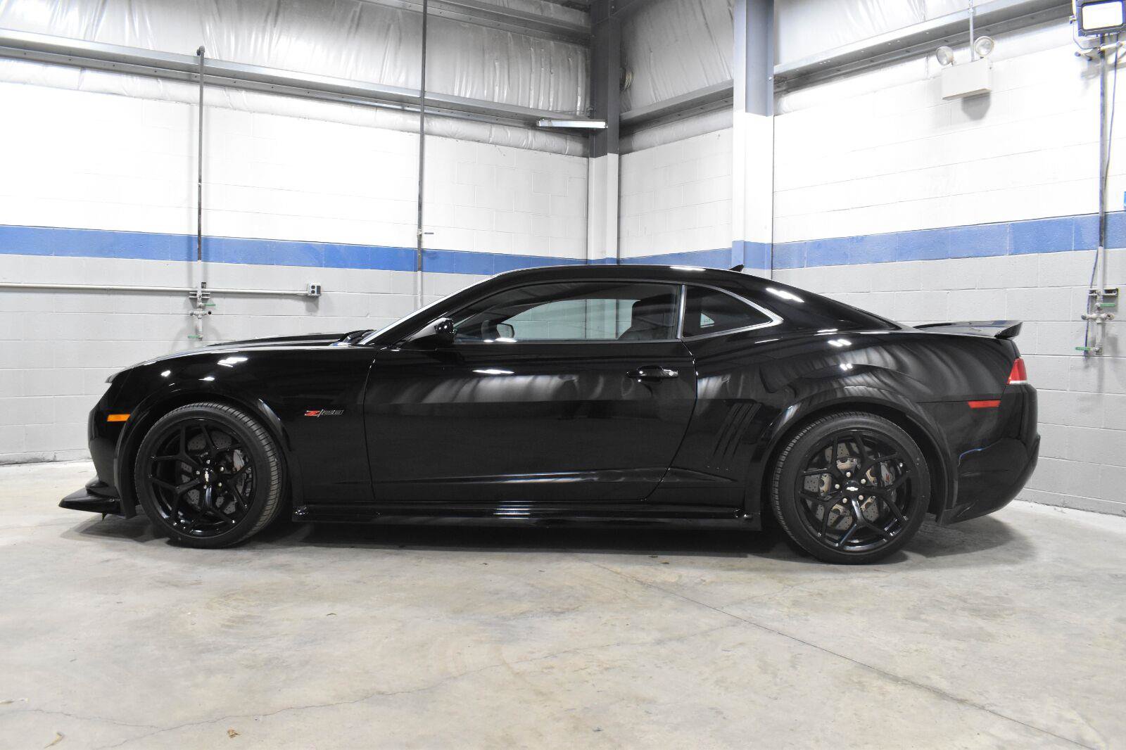 Used 2015 Chevrolet Camaro Z/28 RWD image 16
