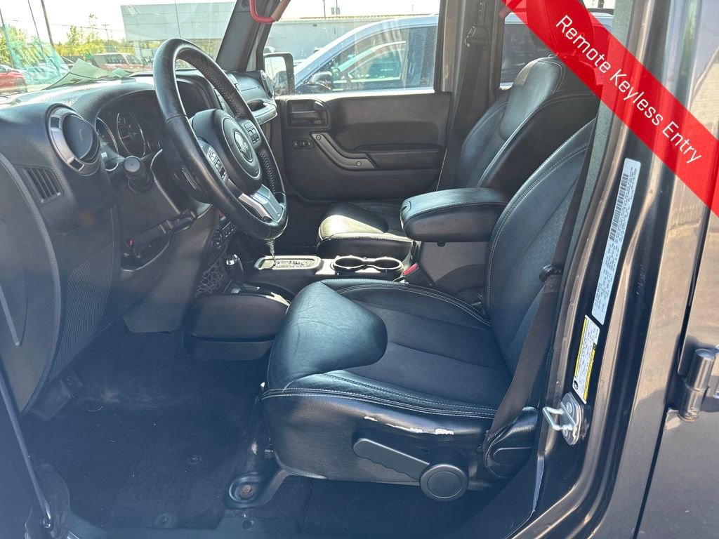 Used 2016 Jeep Wrangler Unlimited Freedom Edition image 11