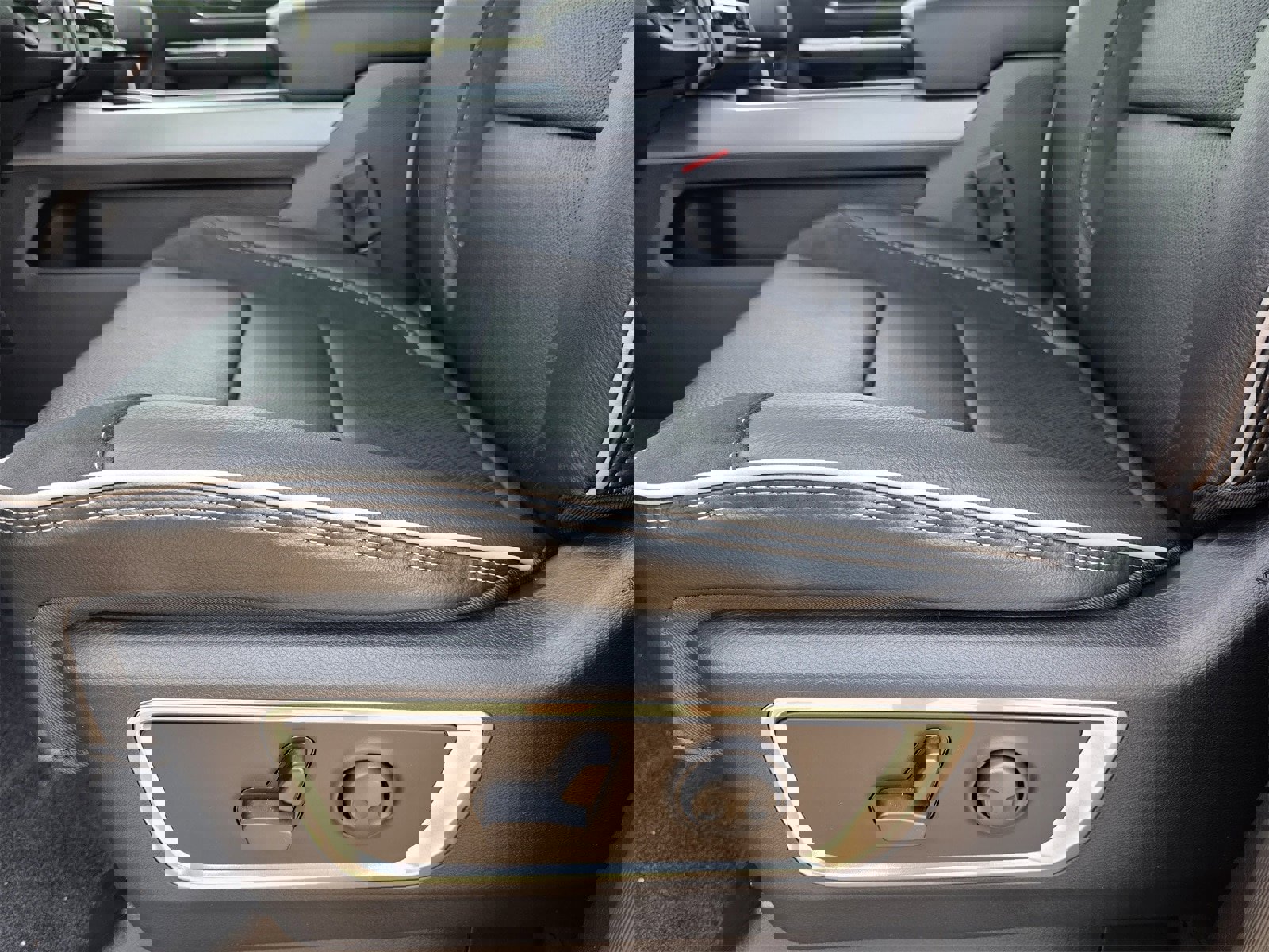 New 2026 RAM 1500 Laramie image 11