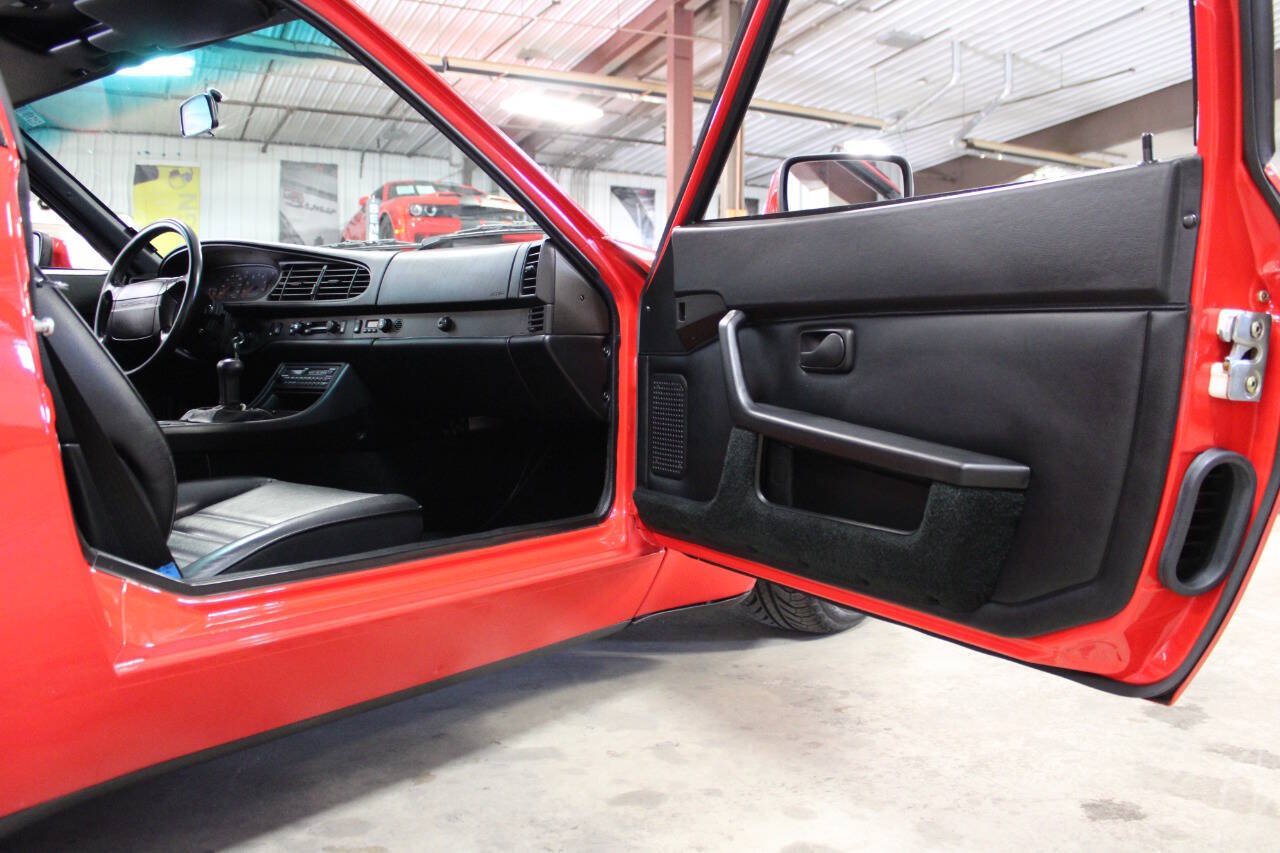 Used 1987 Porsche 944 Turbo RWD image 20
