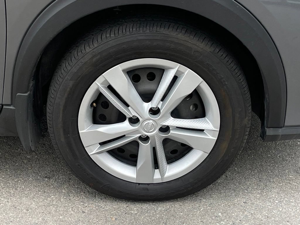Used 2024 Nissan Kicks S FWD image 32