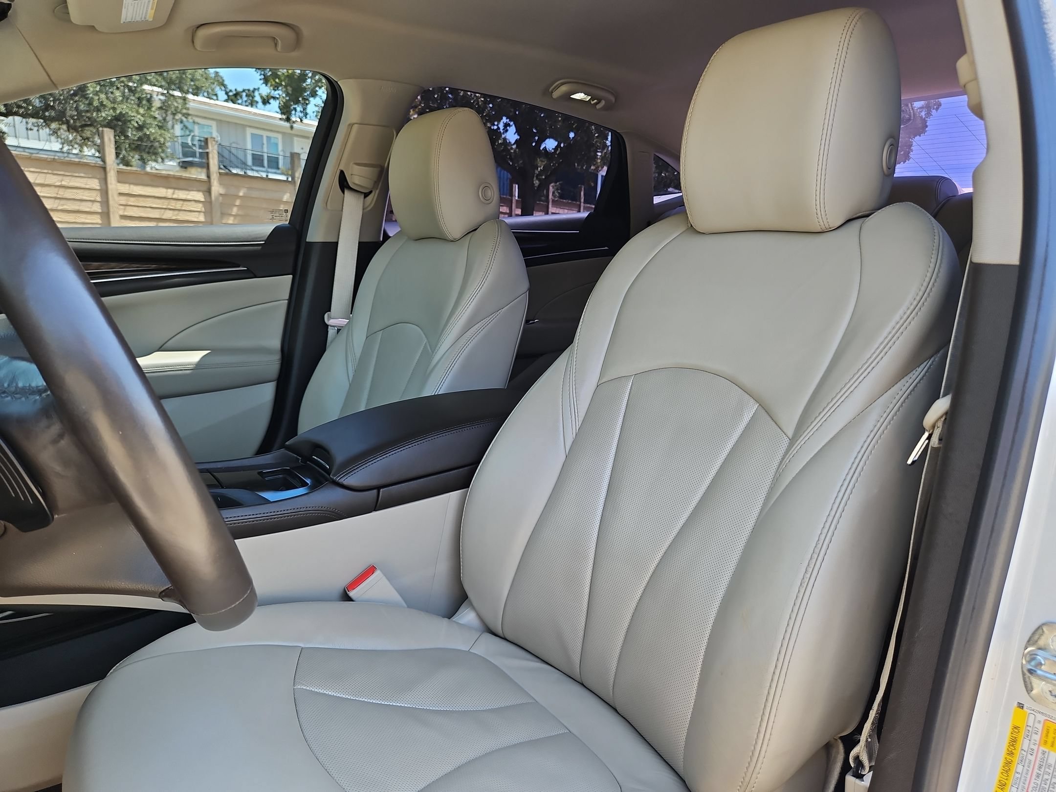 Used 2018 Buick LaCrosse Premium w/ Driver Confidence Package #2 FWD image 13