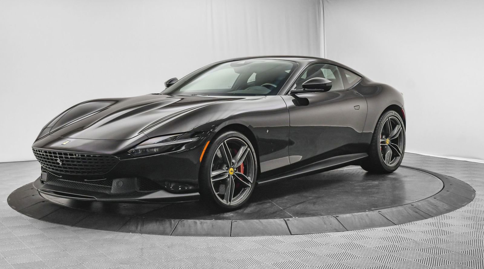 Certified 2023 Ferrari Roma image 4