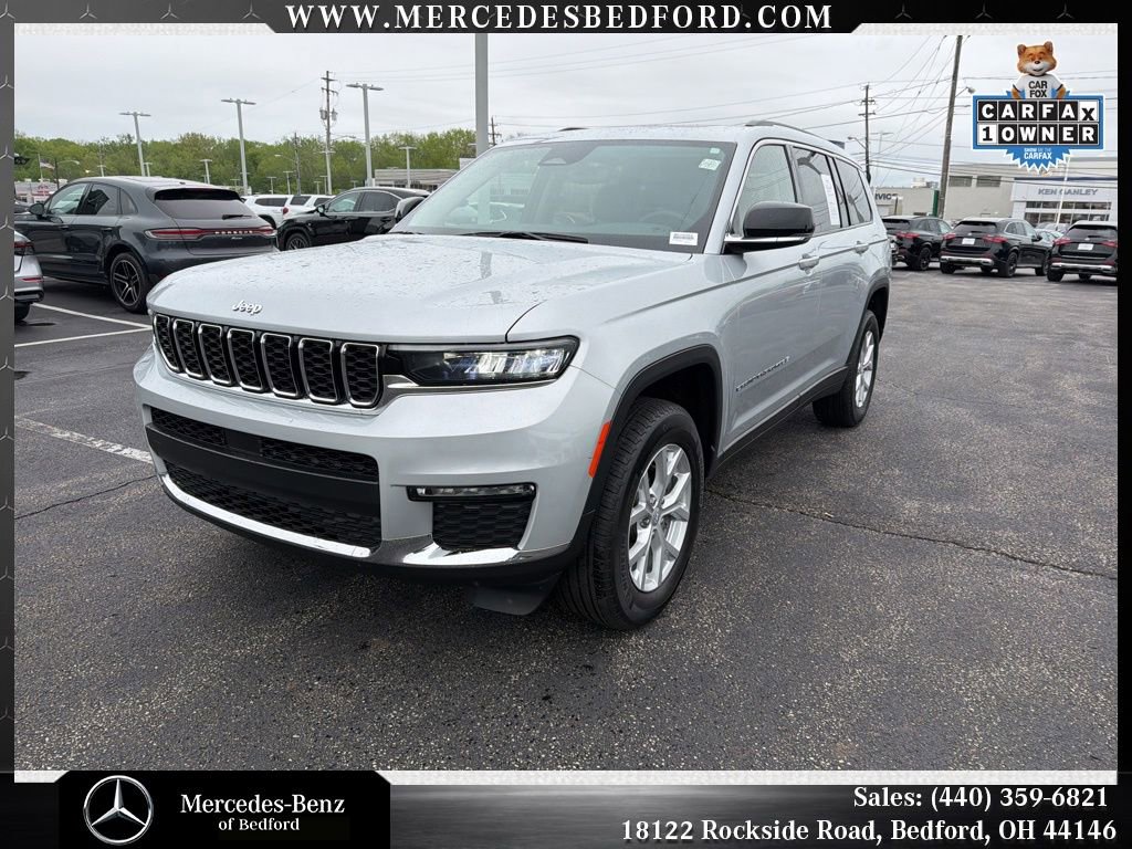 Used 2023 Jeep Grand Cherokee L Limited AWD/4WD image 3