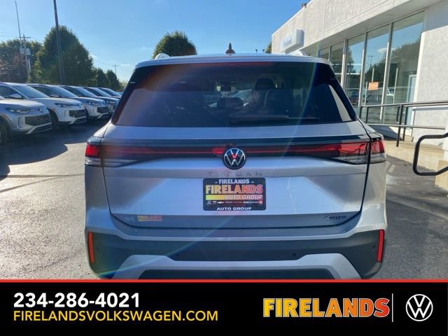 New 2025 Volkswagen Tiguan SE image 10