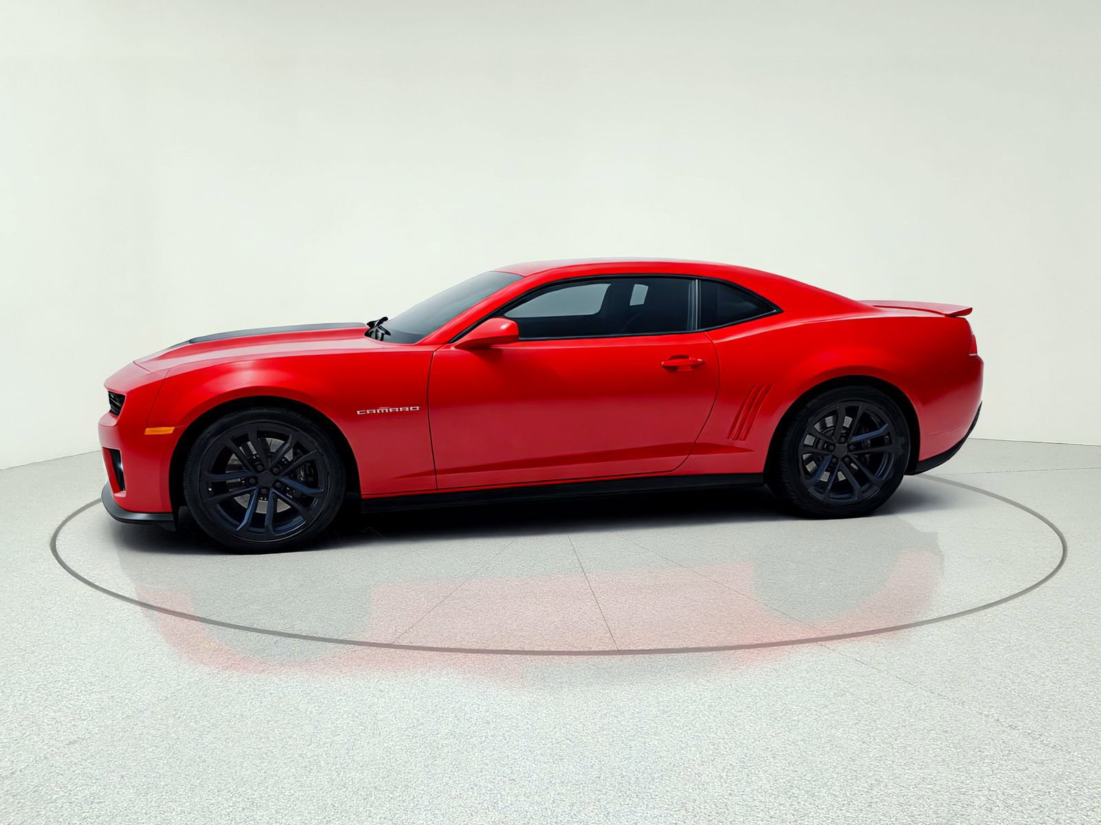 Used 2015 Chevrolet Camaro ZL1 RWD image 3