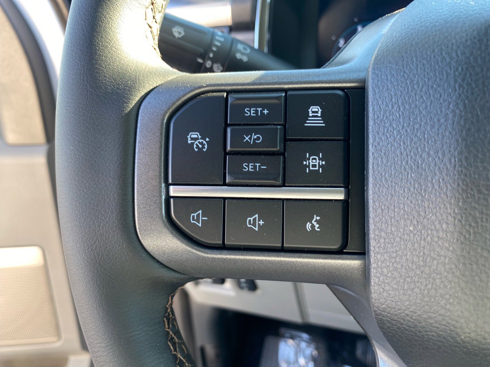 New 2026 Ford F150 Lariat w/ Equipment Group 502A High AWD/4WD image 31