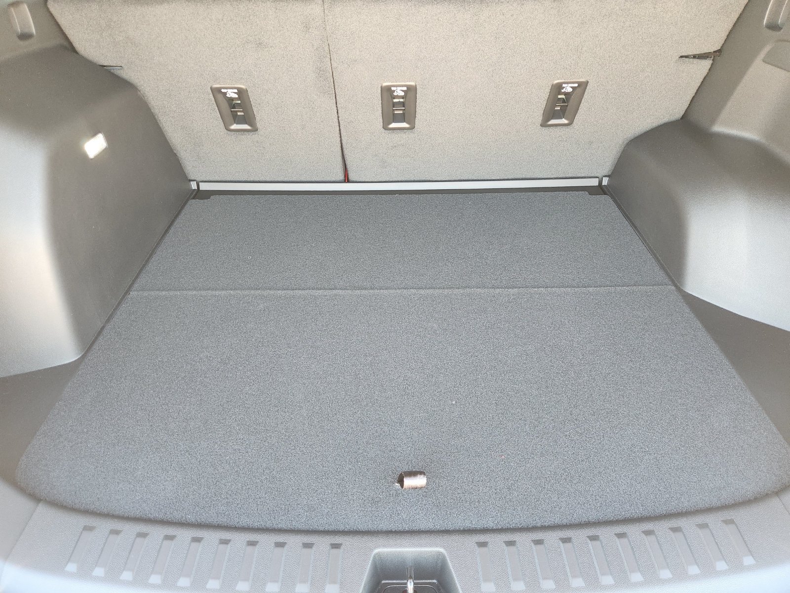 New 2027 Chevrolet Equinox LT w/ Safety and Technology Package FWD image 27