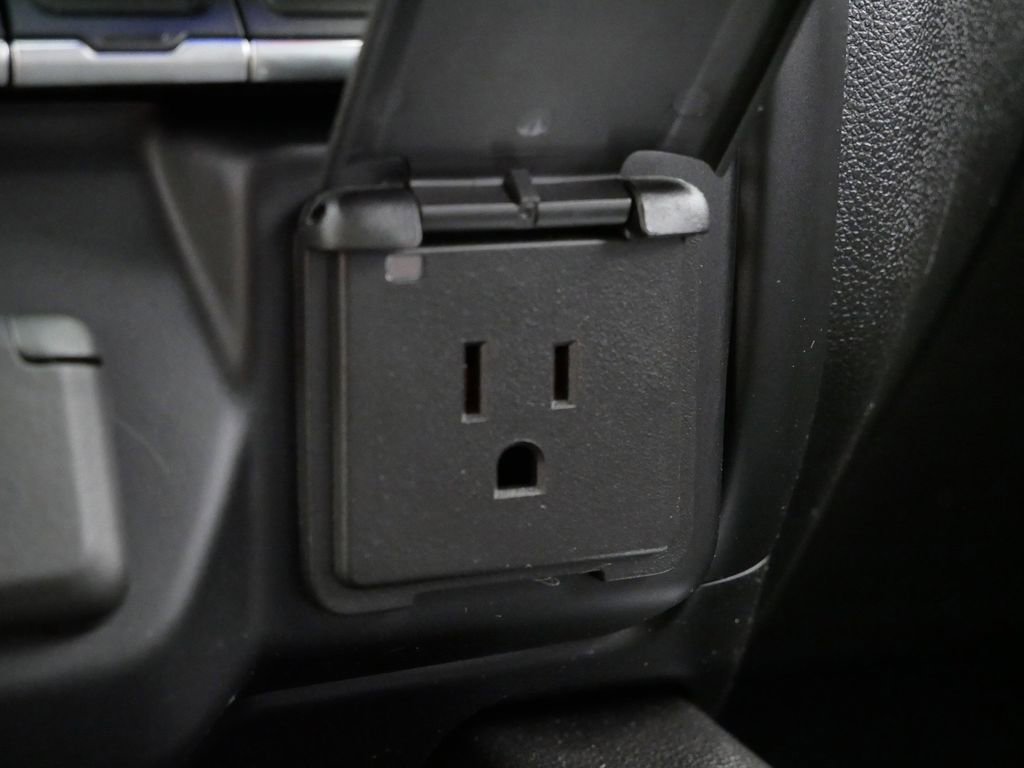 Used 2021 Chevrolet Silverado 1500 LTZ w/ Technology Package image 40