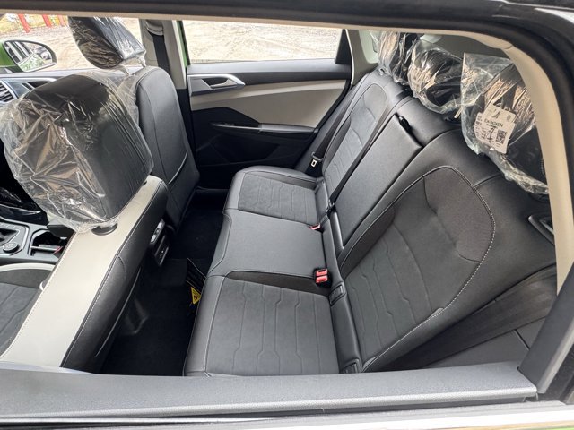 New 2026 Volkswagen Taos SE AWD/4WD image 25