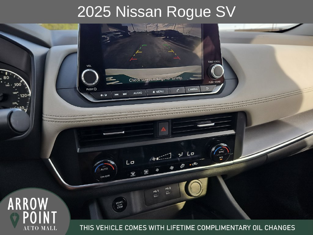 Used 2025 Nissan Rogue SV FWD image 24
