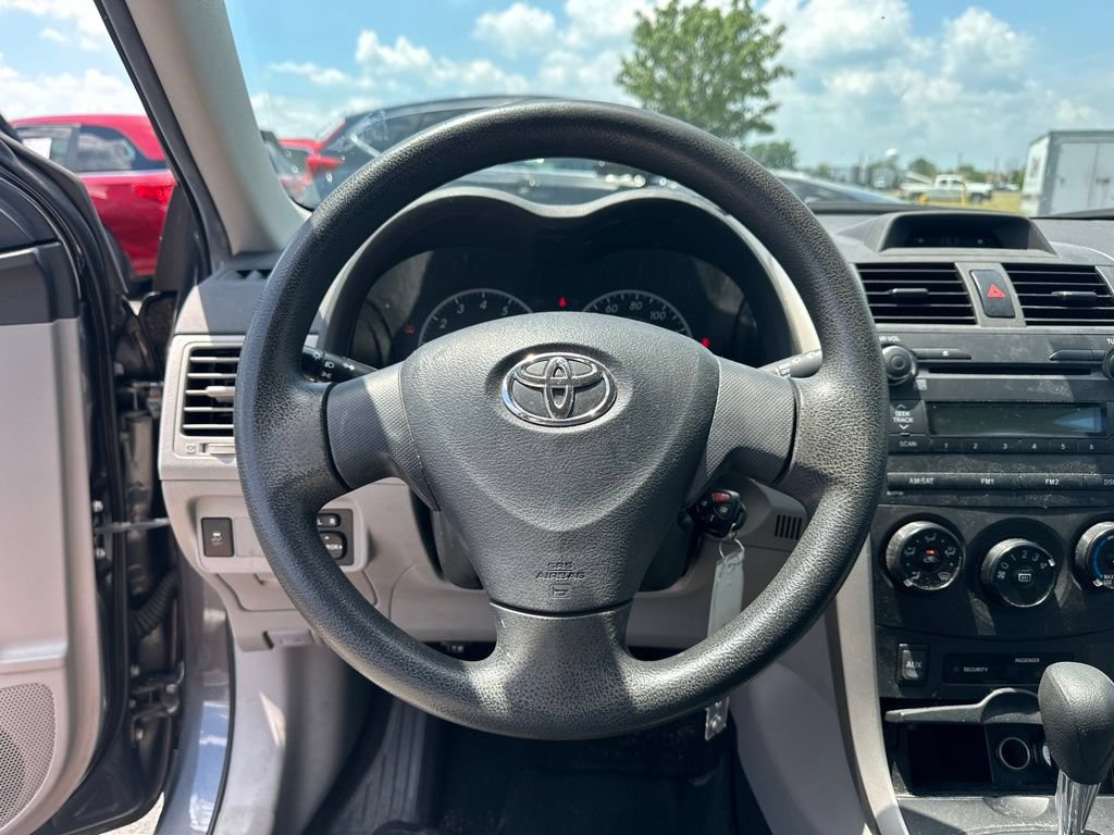Used 2012 Toyota Corolla L FWD image 19