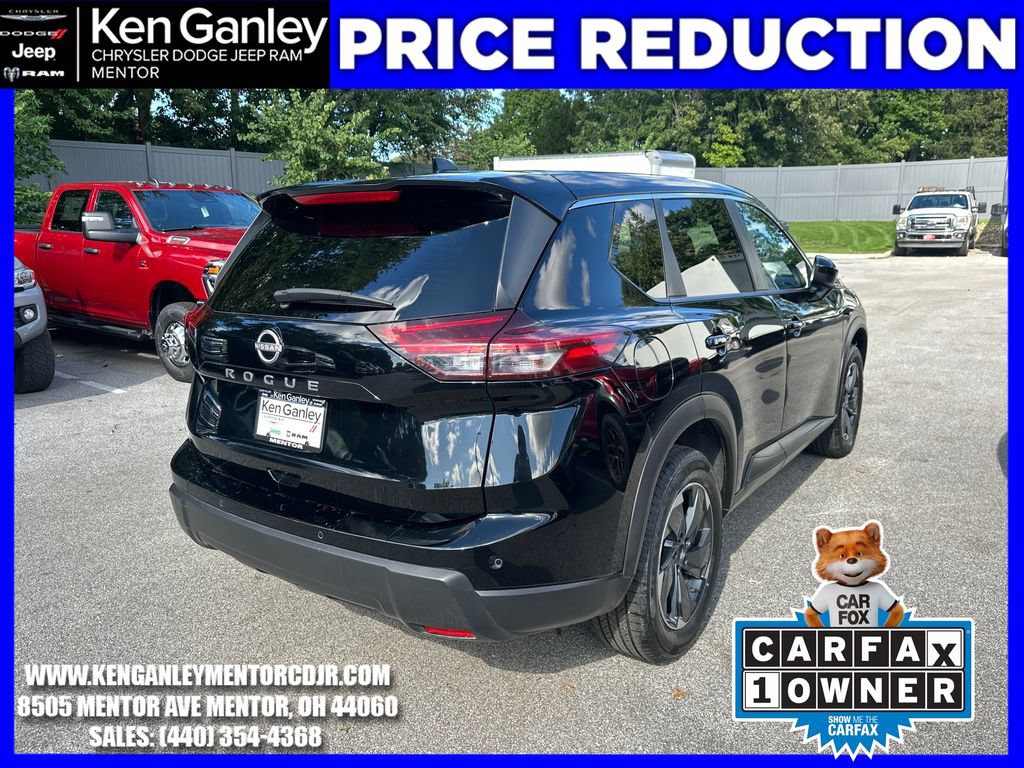 Used 2025 Nissan Rogue SV FWD image 9