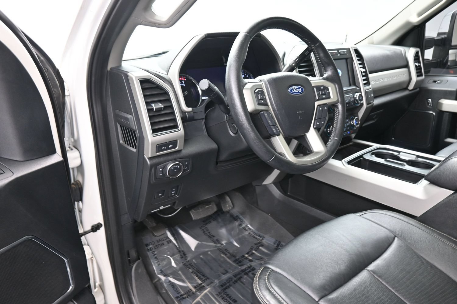 Used 2020 Ford F250 Lariat w/ Lariat Ultimate Package AWD/4WD image 12