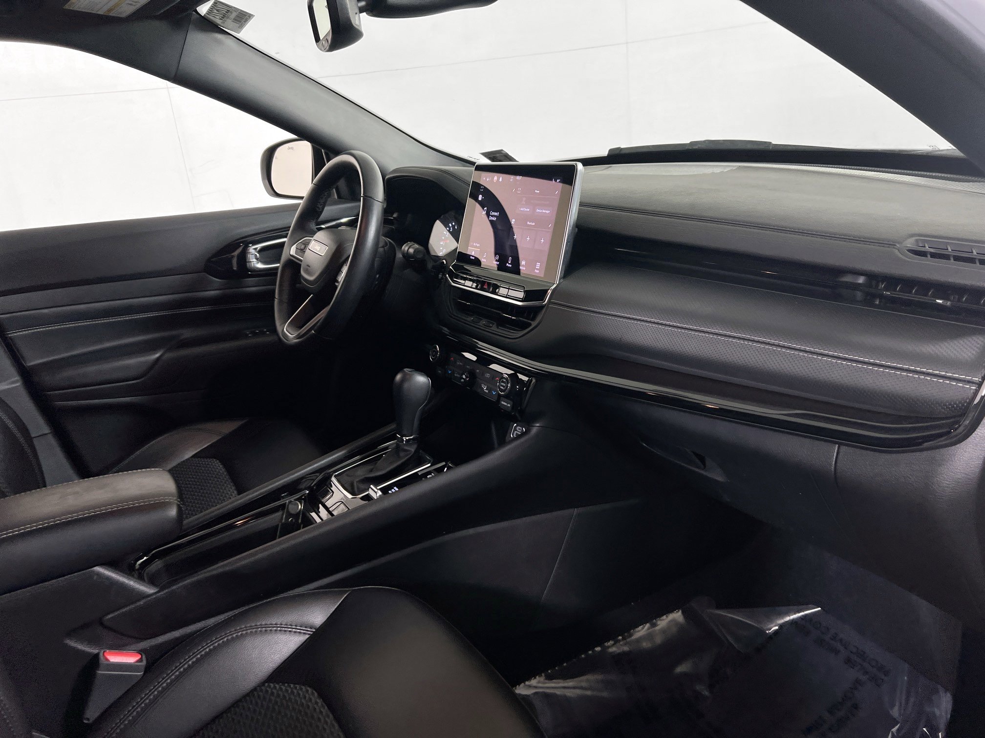 Used 2022 Jeep Compass Altitude w/ Convenience Group image 27