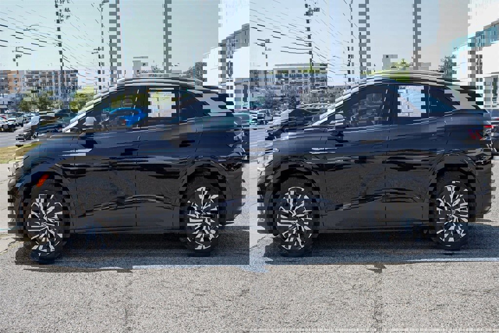 New 2023 Volkswagen ID.4 Pro S Plus image 5