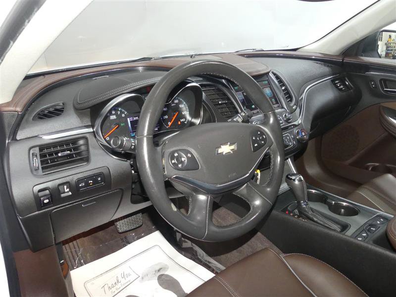 Used 2015 Chevrolet Impala LT w/ Convenience Package FWD image 23