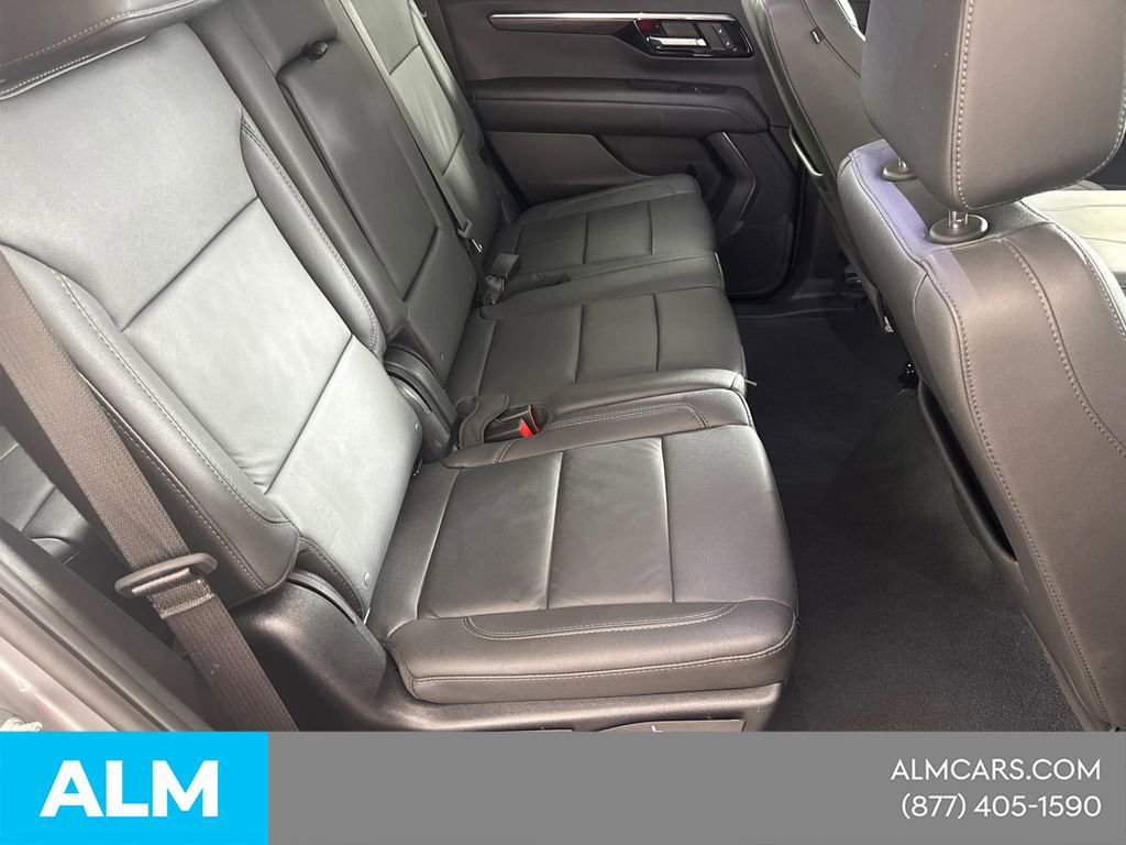 Used 2025 Chevrolet Tahoe LT AWD/4WD image 19