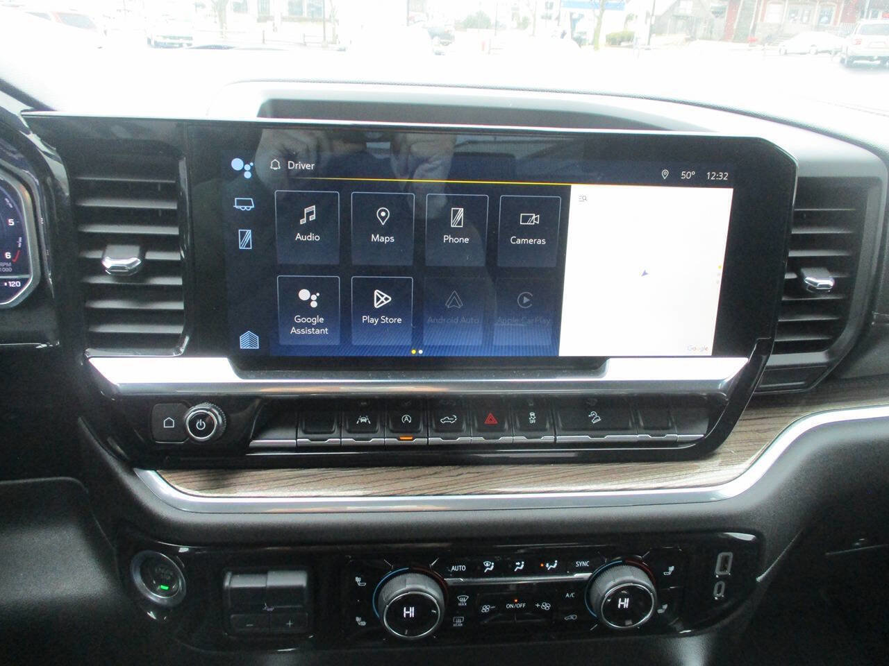 Used 2025 Chevrolet Silverado 1500 RST AWD/4WD image 15