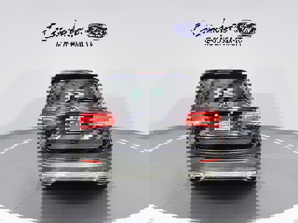 Used 2017 Mercedes-Benz GLC 300 4MATIC image 7