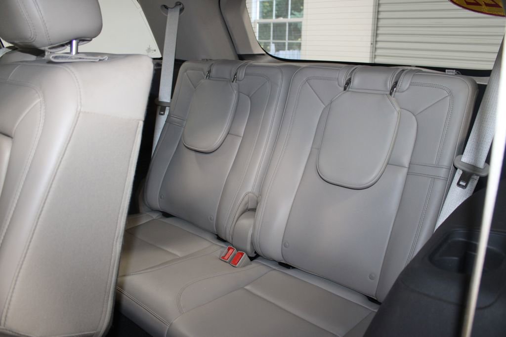 Used 2022 Lincoln Aviator Reserve image 27