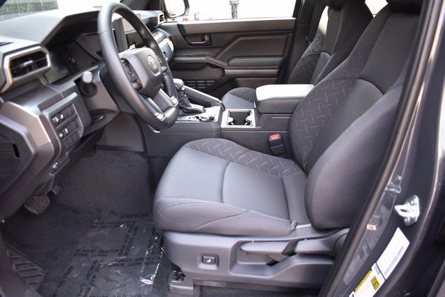 New 2025 Toyota Tacoma SR5 image 7