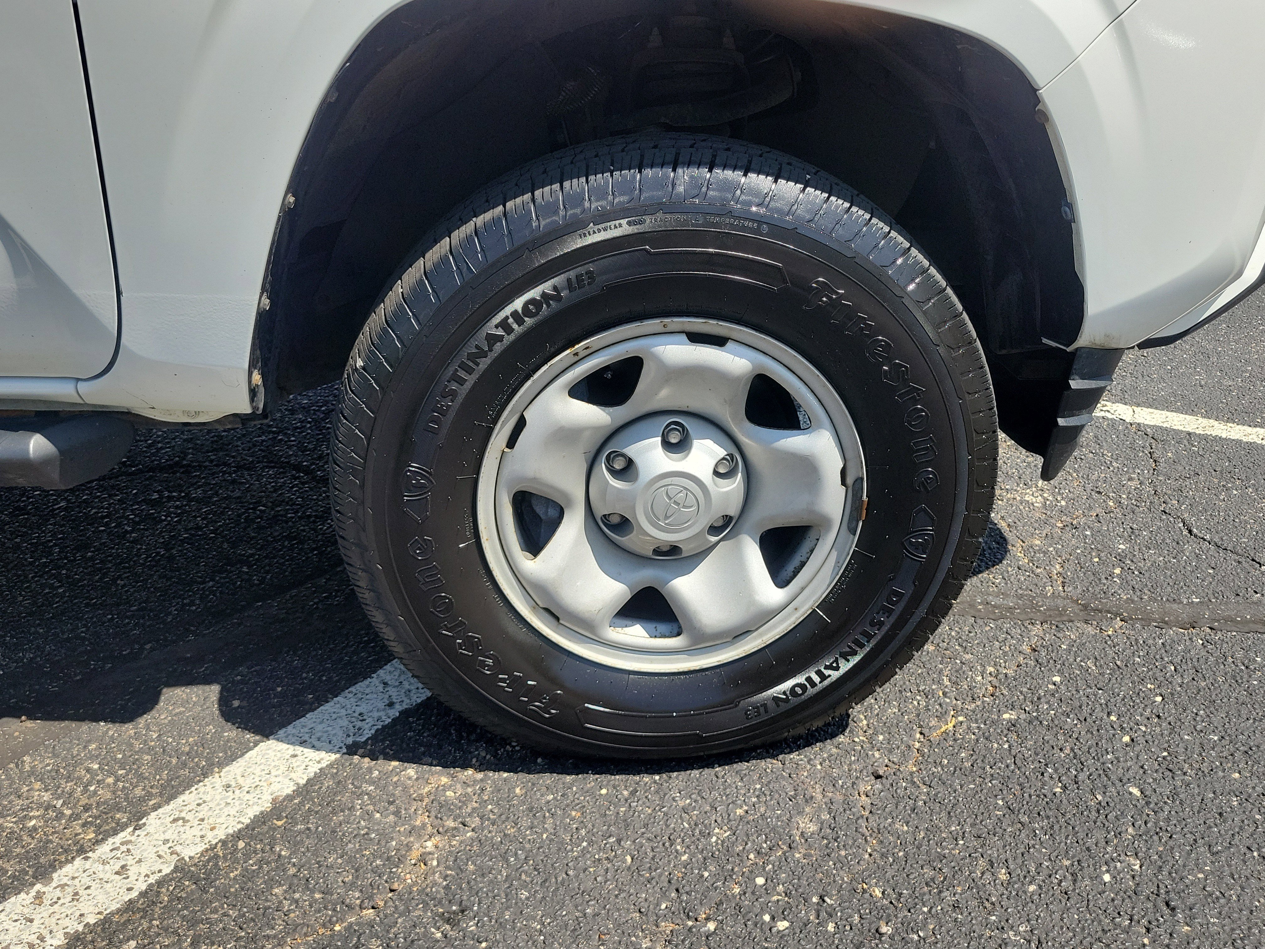 Used 2021 Toyota Tacoma SR image 6