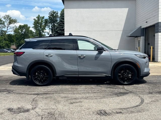 Used 2025 INFINITI QX60 Luxe w/ Black Edition AWD/4WD image 2
