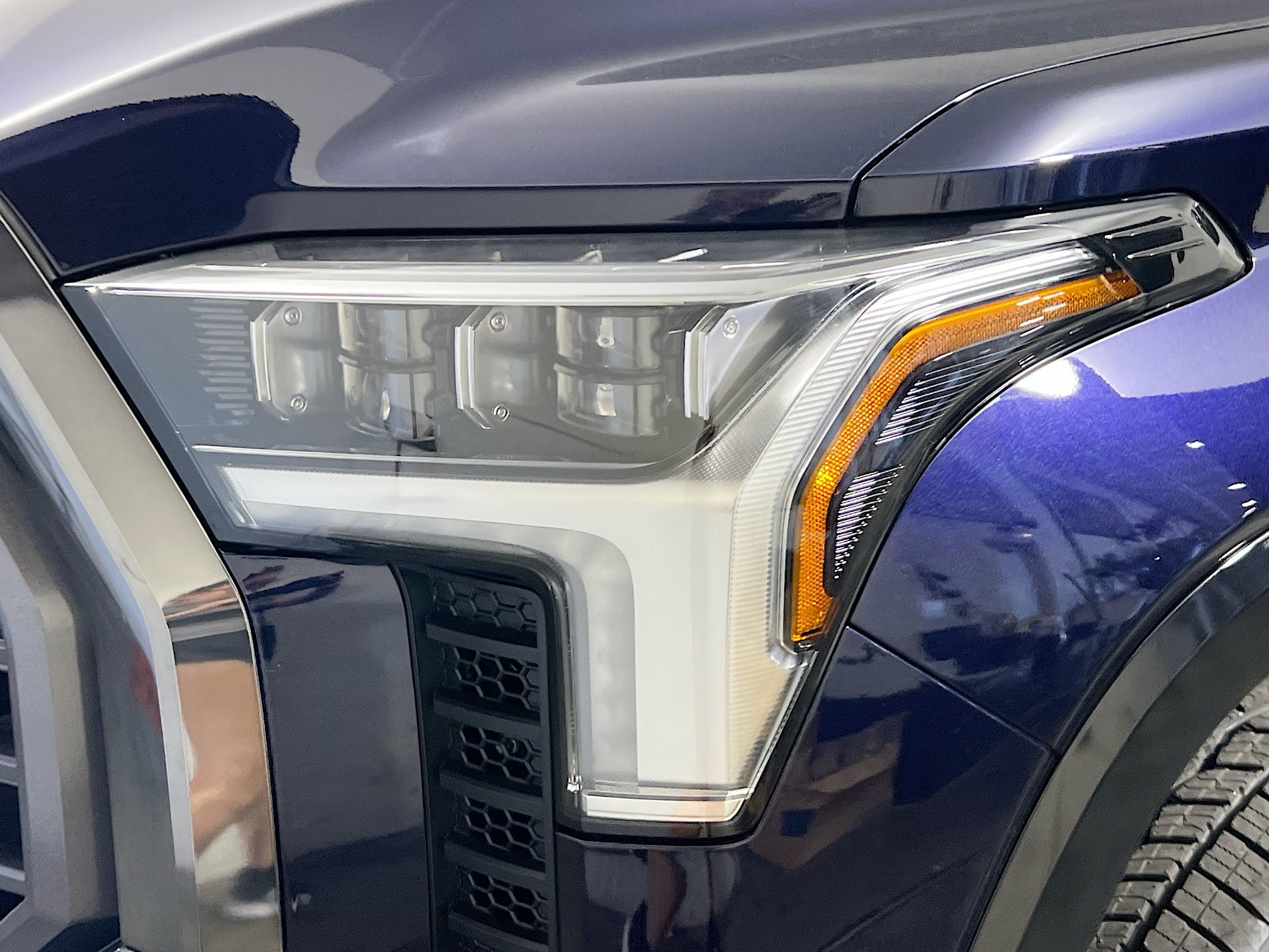 New 2026 Toyota Tundra Platinum AWD/4WD image 11