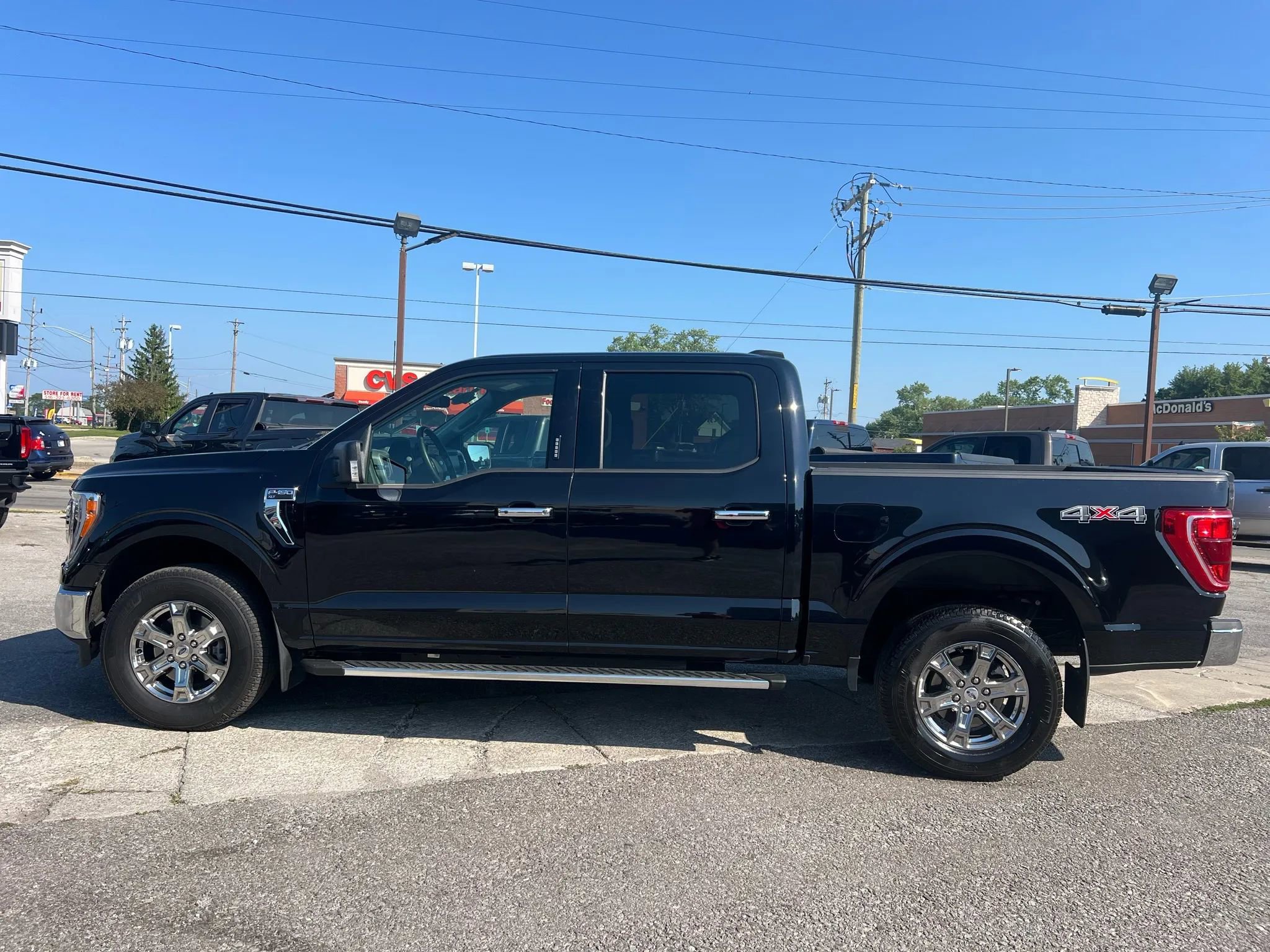 Used 2023 Ford F150 XLT w/ Equipment Group 302A High image 4