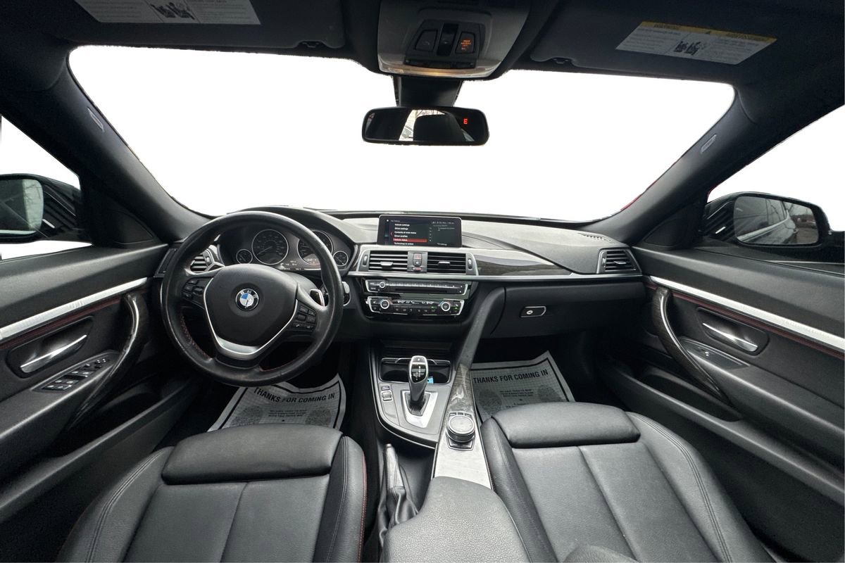 Used 2018 BMW 330i Gran Turismo xDrive image 29