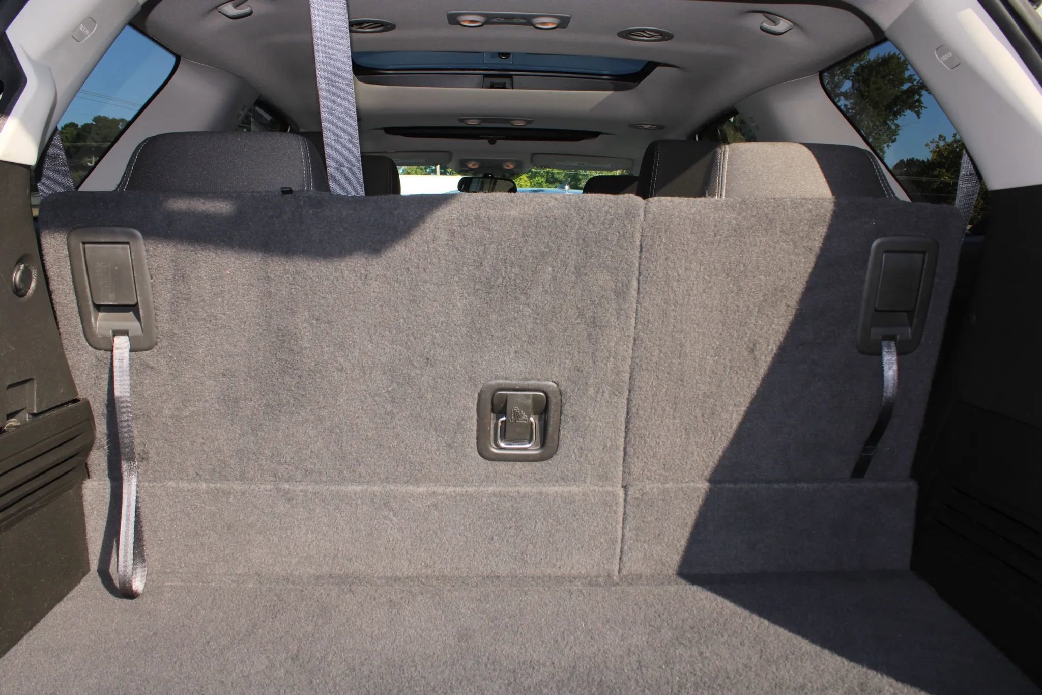 Used 2015 GMC Acadia SLE image 11