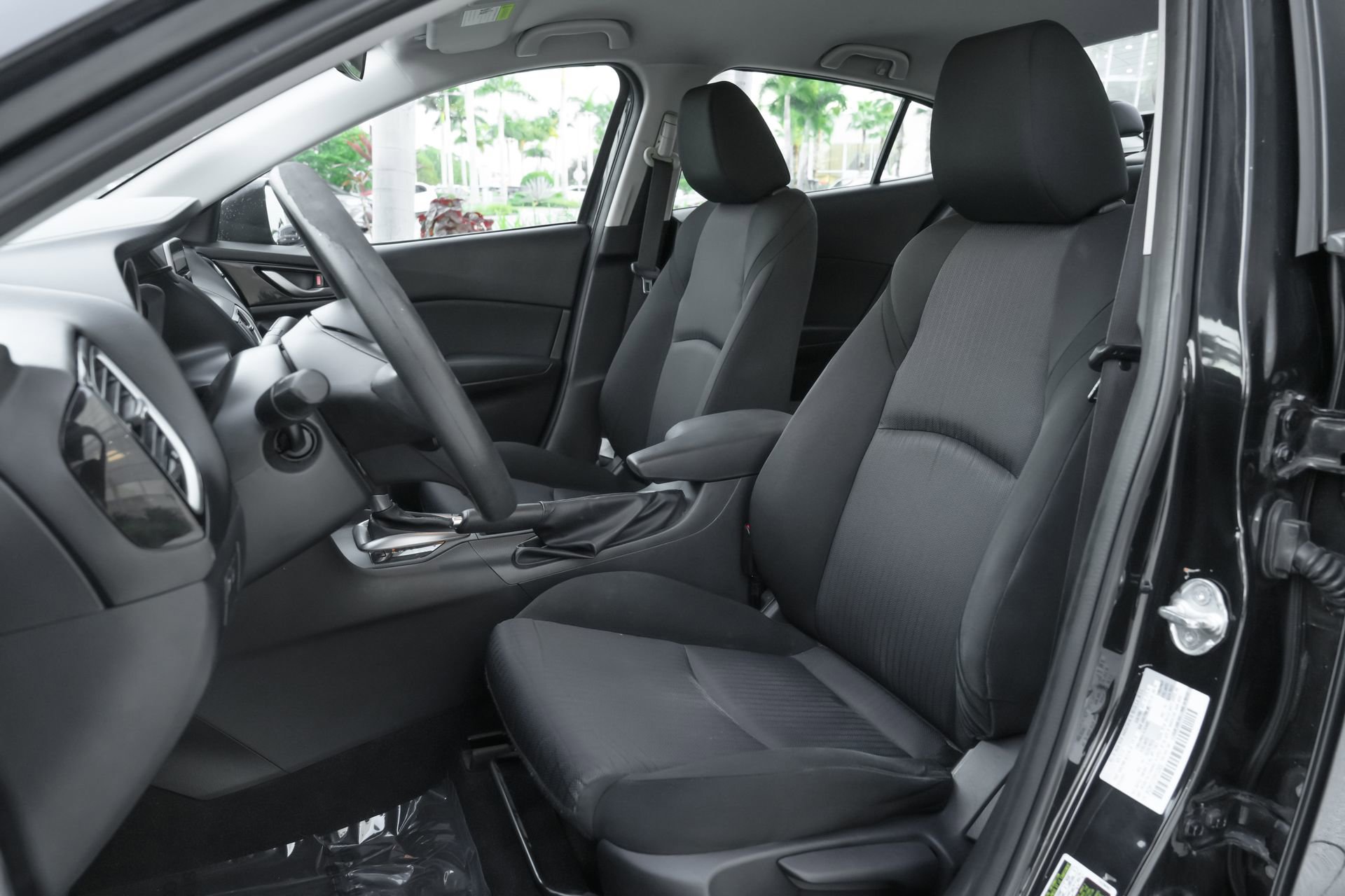 Used 2014 MAZDA MAZDA3 i Sport image 6